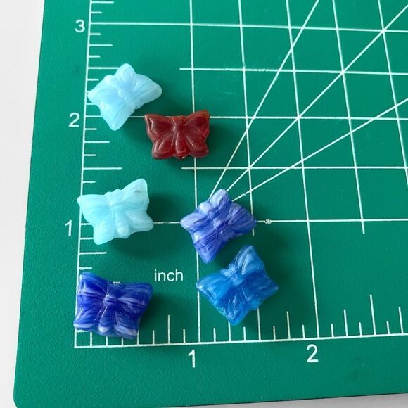 100pc. Czech Glass Butterfly Beads - Picture 3 of 3